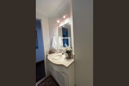 Apartamento à venda com 130m², 3 quartos e 2 vagas Apartamento à venda com 130m², 3 quartos e 2 vagasLavabo
