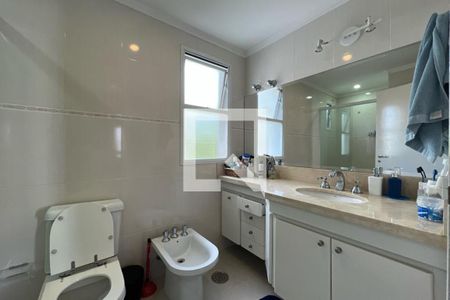 Apartamento à venda com 130m², 3 quartos e 2 vagas Apartamento à venda com 130m², 3 quartos e 2 vagasBanheiro
