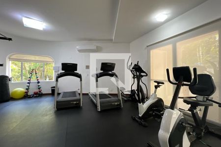 Apartamento à venda com 130m², 3 quartos e 2 vagas Apartamento à venda com 130m², 3 quartos e 2 vagasÁrea comum - Academia