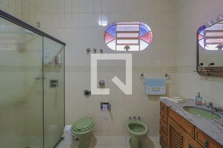 Casa à venda com 360m², 6 quartos e 2 vagasBanheiro Quarto Suíte