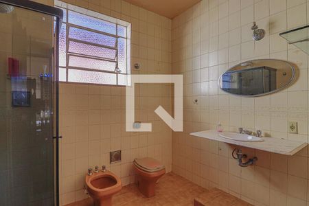 Casa à venda com 360m², 6 quartos e 2 vagasBanheiro Corredor