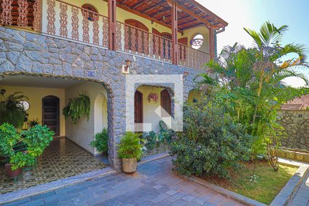 Casa à venda com 360m², 6 quartos e 2 vagasJardim