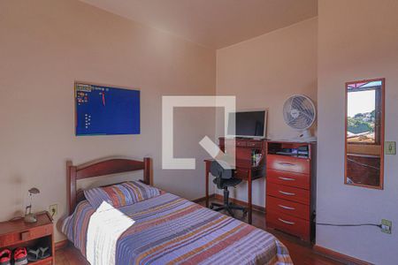 Casa à venda com 360m², 6 quartos e 2 vagasQuarto 2