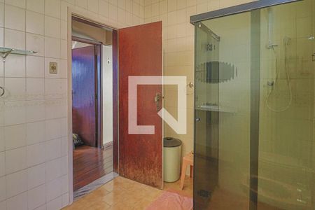 Casa à venda com 360m², 6 quartos e 2 vagasBanheiro Corredor