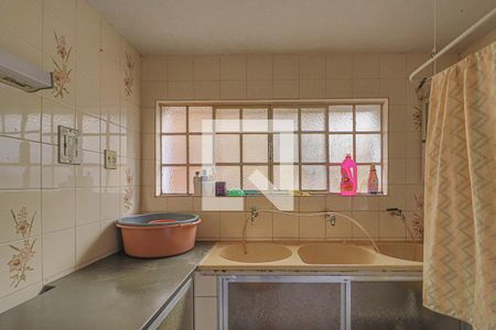 Casa à venda com 360m², 6 quartos e 2 vagasÁrea de Serviço