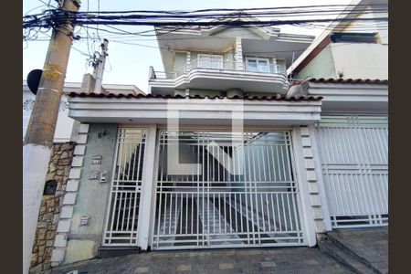 Casa à venda com 200m², 4 quartos e 4 vagas