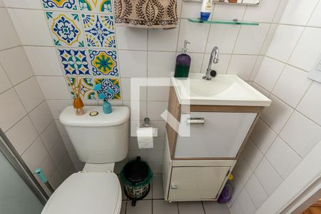 Apartamento à venda com 55m², 2 quartos e 1 vaga Apartamento à venda com 55m², 2 quartos e 1 vagaBanheiro