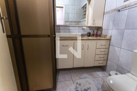 Casa à venda com 162m², 3 quartos e 3 vagasBanheiro social - casa 2