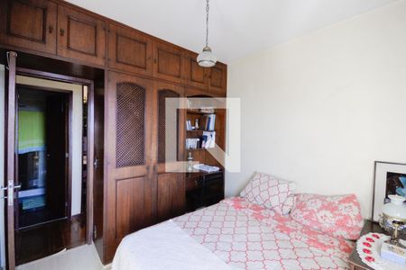 Apartamento à venda com 158m², 3 quartos e 2 vagasQuarto 1