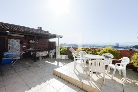 Apartamento à venda com 158m², 3 quartos e 2 vagasCobertura