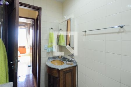 Apartamento à venda com 158m², 3 quartos e 2 vagasBanheiro 1