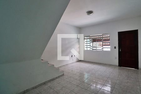Sala de casa para alugar com 3 quartos, 120m² em Vila Aquilino, Santo André