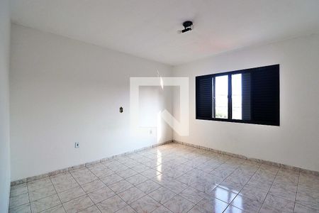 Quarto 2 de casa para alugar com 3 quartos, 120m² em Vila Aquilino, Santo André