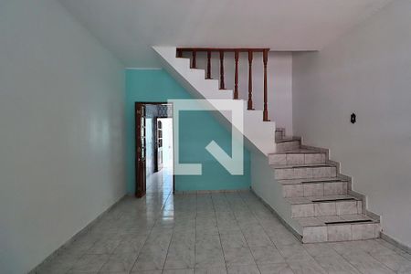 Sala de casa para alugar com 3 quartos, 120m² em Vila Aquilino, Santo André