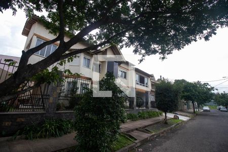 Casa à venda com 260m², 2 quartos e 3 vagasPátio