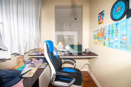 Casa à venda com 260m², 2 quartos e 3 vagasSuíte 2