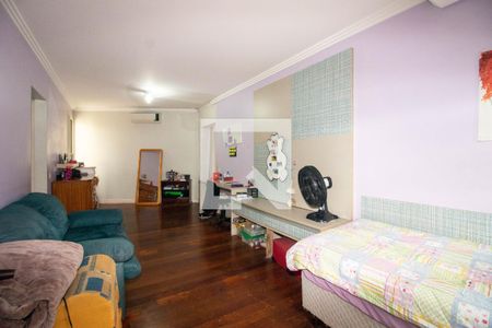 Casa à venda com 260m², 2 quartos e 3 vagasSuíte 1