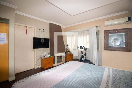 Casa à venda com 260m², 2 quartos e 3 vagasSuíte 2