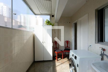 Apartamento à venda com 120m², 4 quartos e 4 vagas Apartamento à venda com 120m², 4 quartos e 4 vagasÁrea de Serviço
