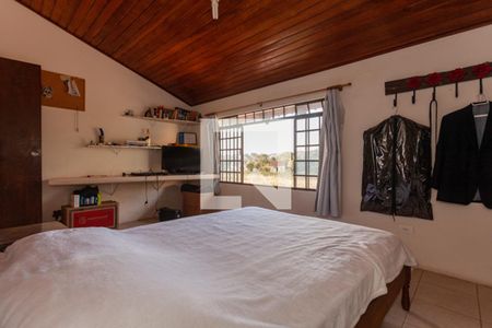 Casa para alugar com 460m², 5 quartos e 5 vagas Casa para alugar com 460m², 5 quartos e 5 vagasQuarto 2