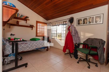 Casa para alugar com 460m², 5 quartos e 5 vagas Casa para alugar com 460m², 5 quartos e 5 vagasQuarto 1