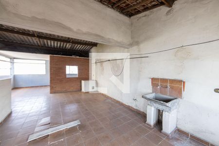 Casa à venda com 400m², 2 quartos e 2 vagas Casa à venda com 400m², 2 quartos e 2 vagasÁrea de Serviço