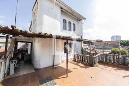 Casa à venda com 400m², 2 quartos e 2 vagas Casa à venda com 400m², 2 quartos e 2 vagasTerraço