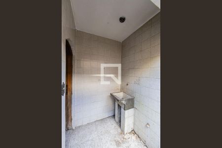 Casa à venda com 400m², 2 quartos e 2 vagas Casa à venda com 400m², 2 quartos e 2 vagasÁrea de Serviço