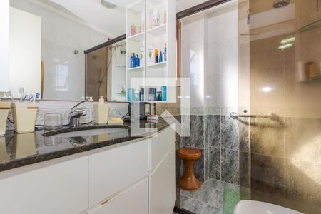 Banheiro da Suíte de apartamento à venda com 3 quartos, 118m² em Jardim Lindóia, Porto Alegre