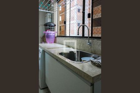 Apartamento à venda com 201m², 2 quartos e 2 vagas Apartamento à venda com 201m², 2 quartos e 2 vagasÁrea de Serviço