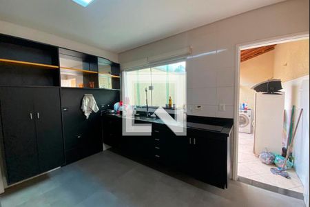 Casa à venda com 123m², 2 quartos e 2 vagas Casa à venda com 123m², 2 quartos e 2 vagasCozinha
