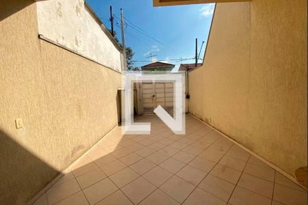 Casa à venda com 123m², 2 quartos e 2 vagas Casa à venda com 123m², 2 quartos e 2 vagasGaragem