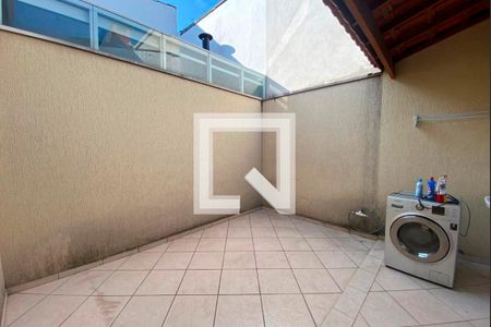 Casa à venda com 123m², 2 quartos e 2 vagas Casa à venda com 123m², 2 quartos e 2 vagasQuinta/Area de Serviço