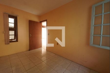 Casa à venda com 269m², 4 quartos e 2 vagas Casa à venda com 269m², 4 quartos e 2 vagasSala