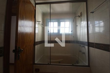 Casa à venda com 269m², 4 quartos e 2 vagas Casa à venda com 269m², 4 quartos e 2 vagasBanheiro
