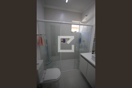 Casa à venda com 170m², 3 quartos e 2 vagasBanheiro da Suíte 1