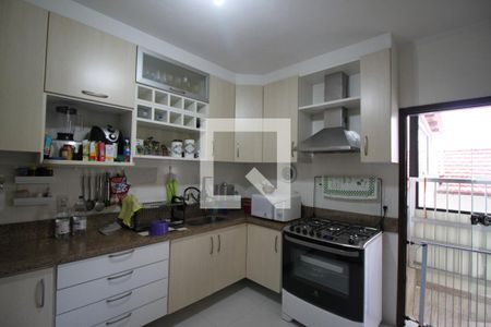 Casa à venda com 170m², 3 quartos e 2 vagasCozinha