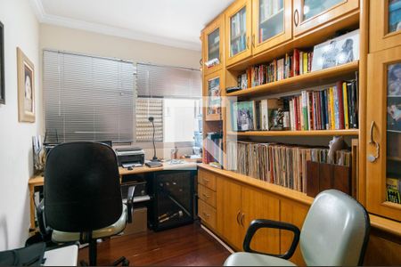 Apartamento à venda com 234m², 4 quartos e 3 vagasEscritório