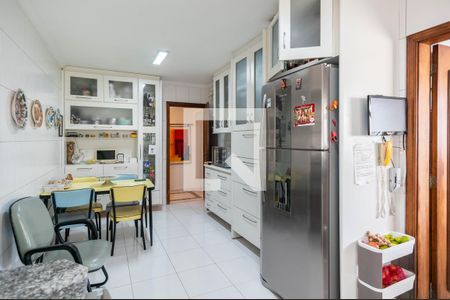 Apartamento à venda com 234m², 4 quartos e 3 vagasCozinha