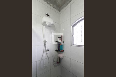 Casa à venda com 93m², 3 quartos e 2 vagas Casa à venda com 93m², 3 quartos e 2 vagasChuveiro