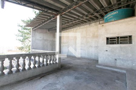 Casa à venda com 93m², 3 quartos e 2 vagas Casa à venda com 93m², 3 quartos e 2 vagasQuintal