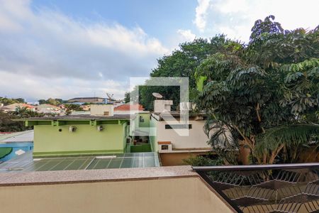 Apartamento à venda com 170m², 3 quartos e 3 vagas Apartamento à venda com 170m², 3 quartos e 3 vagasVista