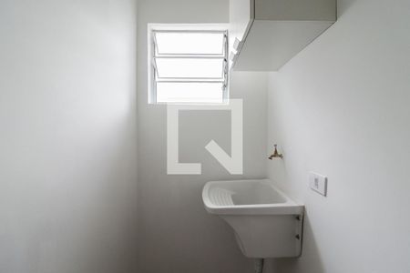 Sala/Cozinha e Área de Serviço de apartamento para alugar com 1 quarto, 30m² em Jardim do Tiro, São Paulo