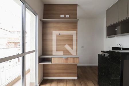 Sala/Cozinha e Área de Serviço de apartamento para alugar com 1 quarto, 30m² em Jardim do Tiro, São Paulo