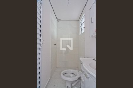 Casa de condomínio para alugar com 30m², 1 quarto e sem vagaBanheiro