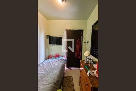 Casa à venda com 325m², 5 quartos e 5 vagas Casa à venda com 325m², 5 quartos e 5 vagasSuíte de servico