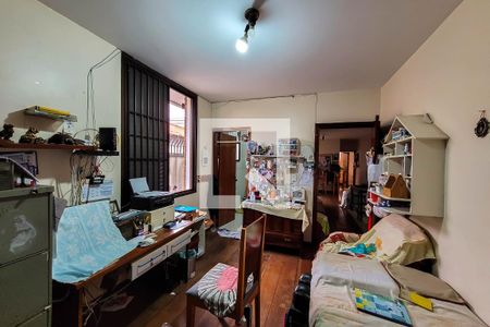 Casa à venda com 325m², 5 quartos e 5 vagas Casa à venda com 325m², 5 quartos e 5 vagasSuíte 2