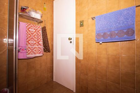 Casa à venda com 170m², 4 quartos e 12 vagas Casa à venda com 170m², 4 quartos e 12 vagasBanheiro