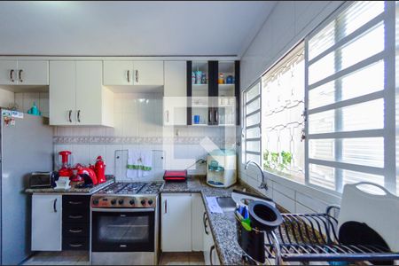 Casa à venda com 160m², 3 quartos e 5 vagas Casa à venda com 160m², 3 quartos e 5 vagasCozinha