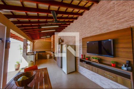 Casa à venda com 160m², 3 quartos e 5 vagas Casa à venda com 160m², 3 quartos e 5 vagasChurrasqueira